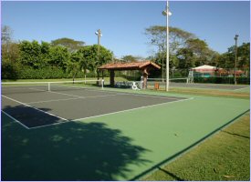 Tennis court at the Doubletree Puntarenas in Costa Rica