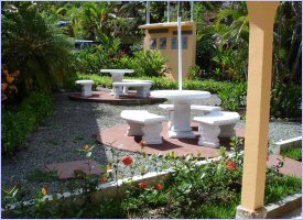 Gardens at Cabinas Espadilla in Manuel Antonio