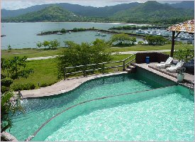 Swimming pool overlooking the Ocean in Flamingo Marina Resort in Costa Rica