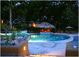 Swimming pool at the Flor Blanca Hotel in Costa Rica