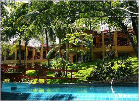 Swimming pool at the Sugar Beach Hotel in Costa Rica