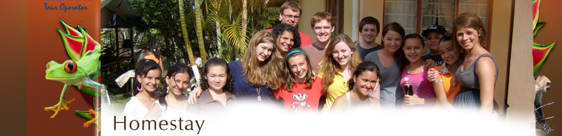 Group consisting of visitor students and their Costa Rican brothers and sisters