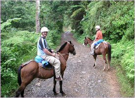 Horseback riding in the Manuel Antonio area