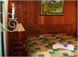 Wooden rooms at the Cloud Forest Lodge in Monteverde