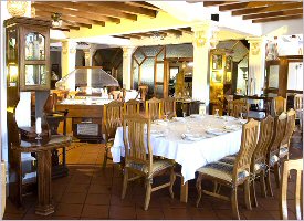 Exquisite restaurant at El Martino Resort in La Garita