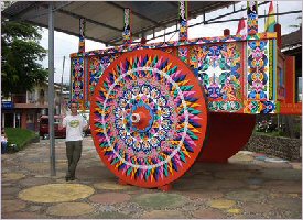 The largest oxcart in the world was made in Sarchi, Costa Rica